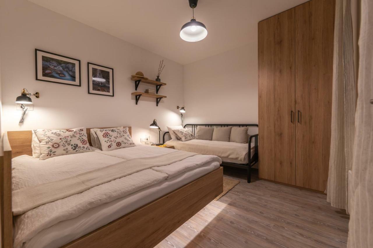 Apartments Jon ブレッド エクステリア 写真